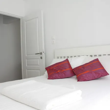 Kiki's House Apartment *