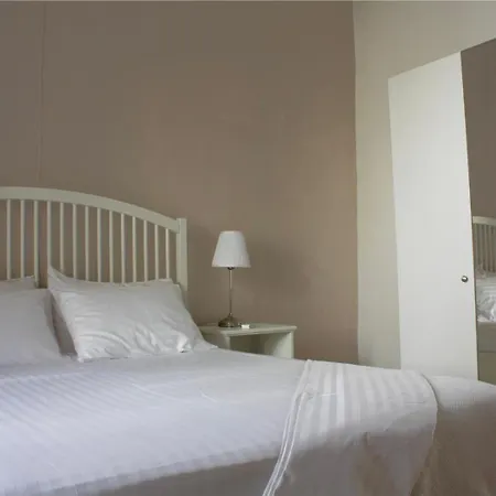 Kiki's House * Rhodes City